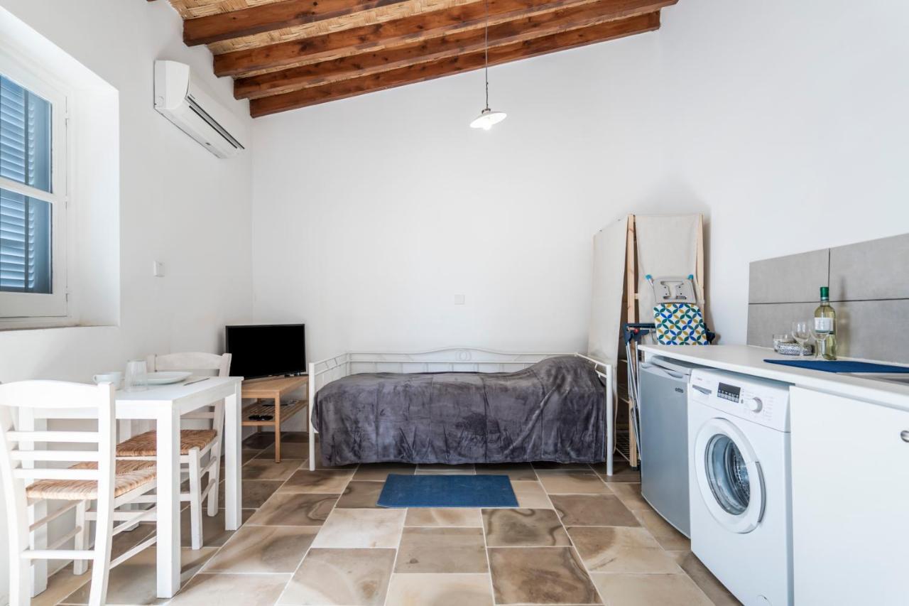 To Hani - Small Studio Nicosia Kültér fotó