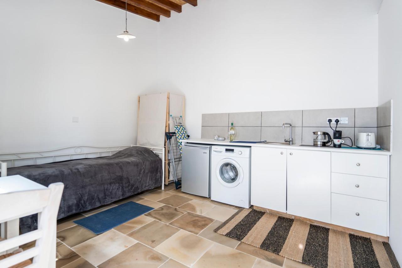To Hani - Small Studio Nicosia Kültér fotó